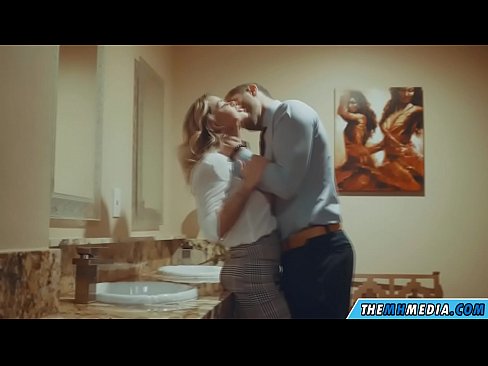 ❤️ Quand une blonde plantureuse vous séduit dans des toilettes publiques. ️❌ Porno anal at fr.tvmarket.top